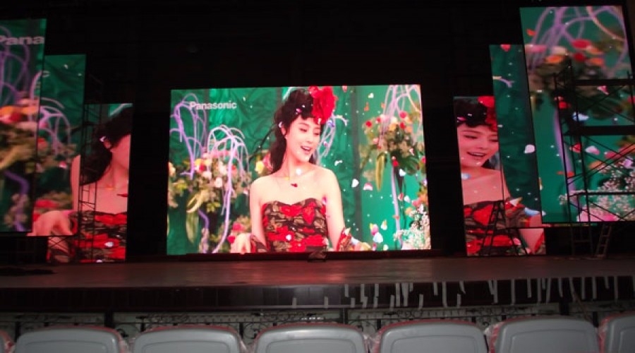 PH5LED显示屏→天地剧院